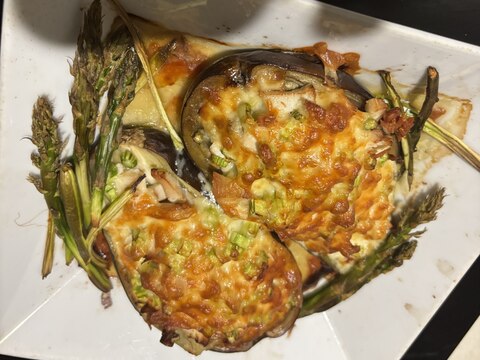 お茄子、鶏肉とアスパラ詰め❣️